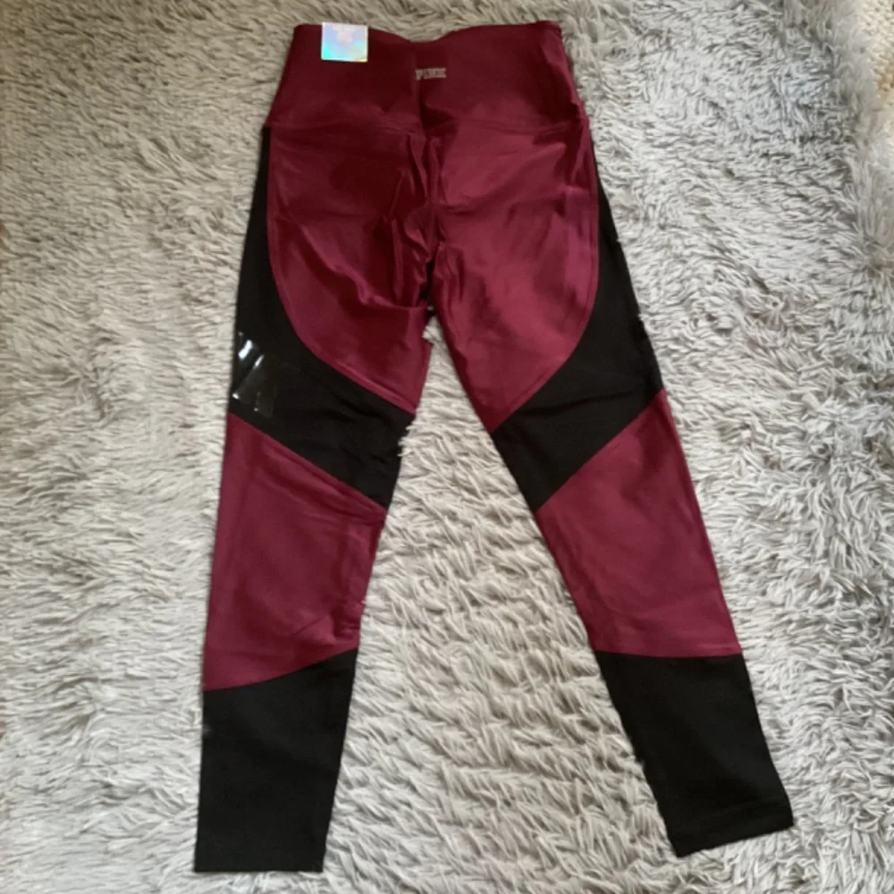 Victoria’s Secret Pink High Waist Ankle Legging Maroon/Black Size S